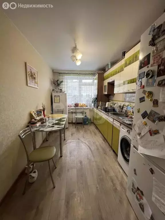 4-комнатная квартира: Якутск, улица Фёдора Попова, 16/1 (71 м) - Фото 0