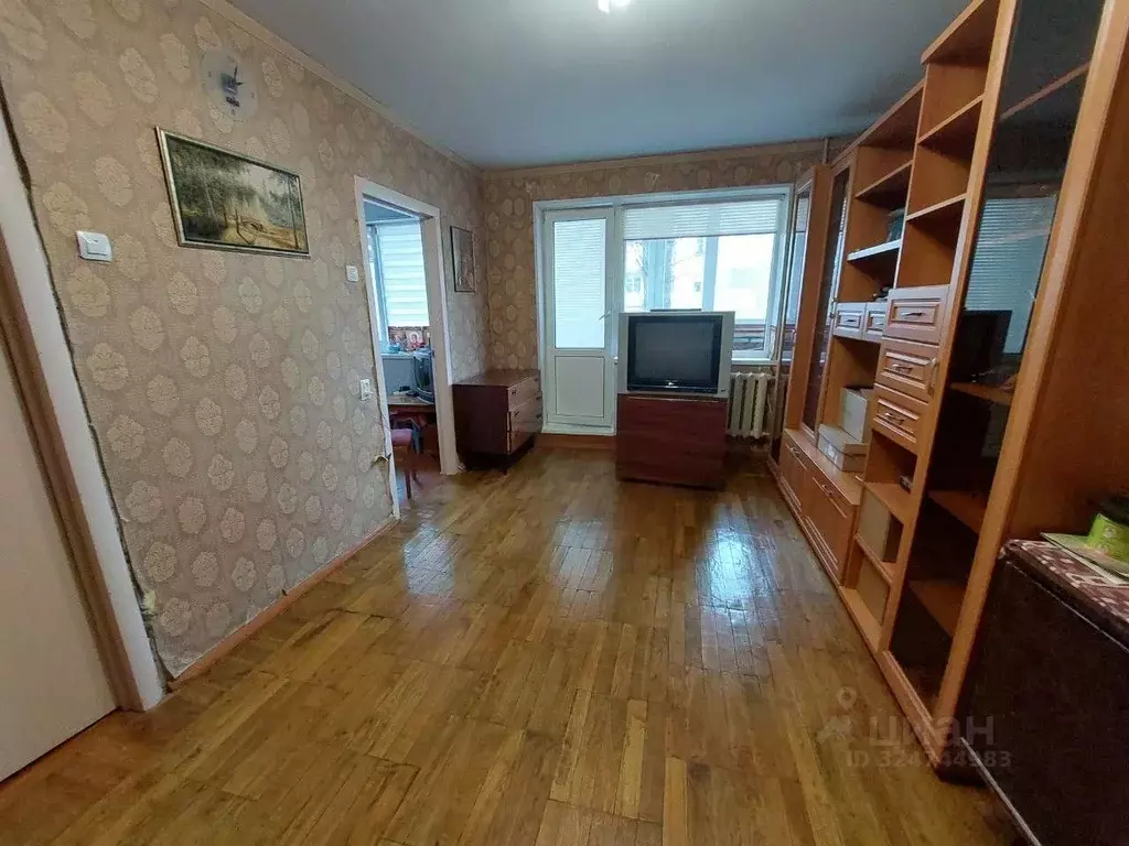 3-к кв. Белгородская область, Белгород ул. 5 Августа, 26 (47.1 м) - Фото 2