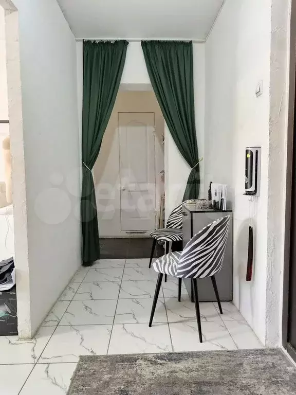 1-к. квартира, 40,7 м, 4/10 эт. - Фото 0