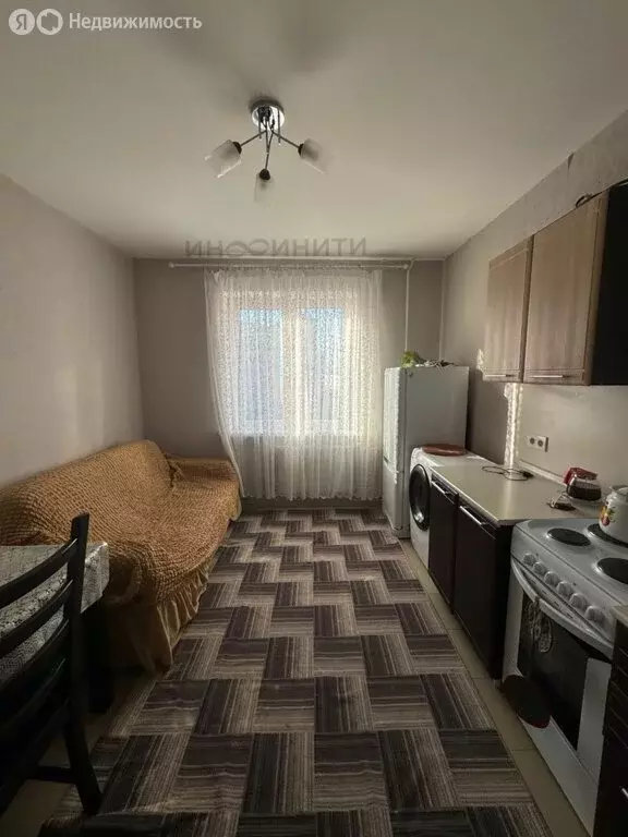 1-комнатная квартира: деревня Островцы, микрорайон Новые Островцы, ... - Фото 2