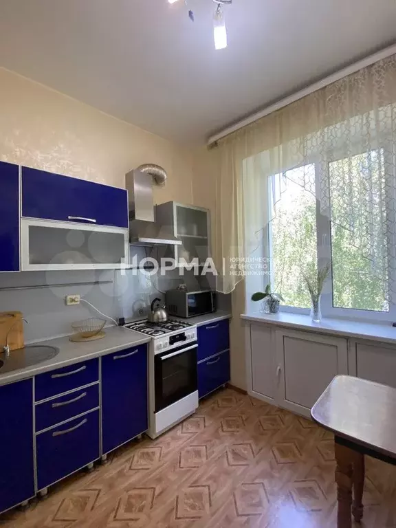 2-к. квартира, 56 м, 5/5 эт. - Фото 1