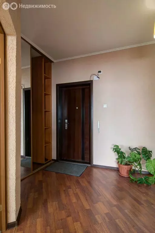 1-комнатная квартира: Екатеринбург, Московская улица, 215А (57 м) - Фото 2