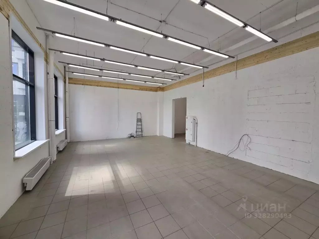 Помещение свободного назначения в Москва Амурская ул., 2Ак4 (90 м) - Фото 1