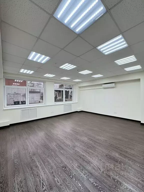 Офис в Свердловская область, Березовский ул. Красных Героев, 10 (33 м) - Фото 1