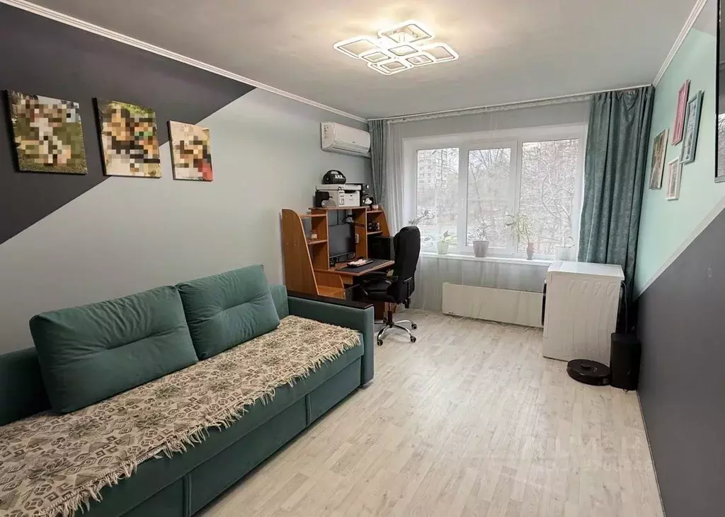 3-к кв. Челябинская область, Челябинск Солнечная ул., 24 (65.3 м) - Фото 2