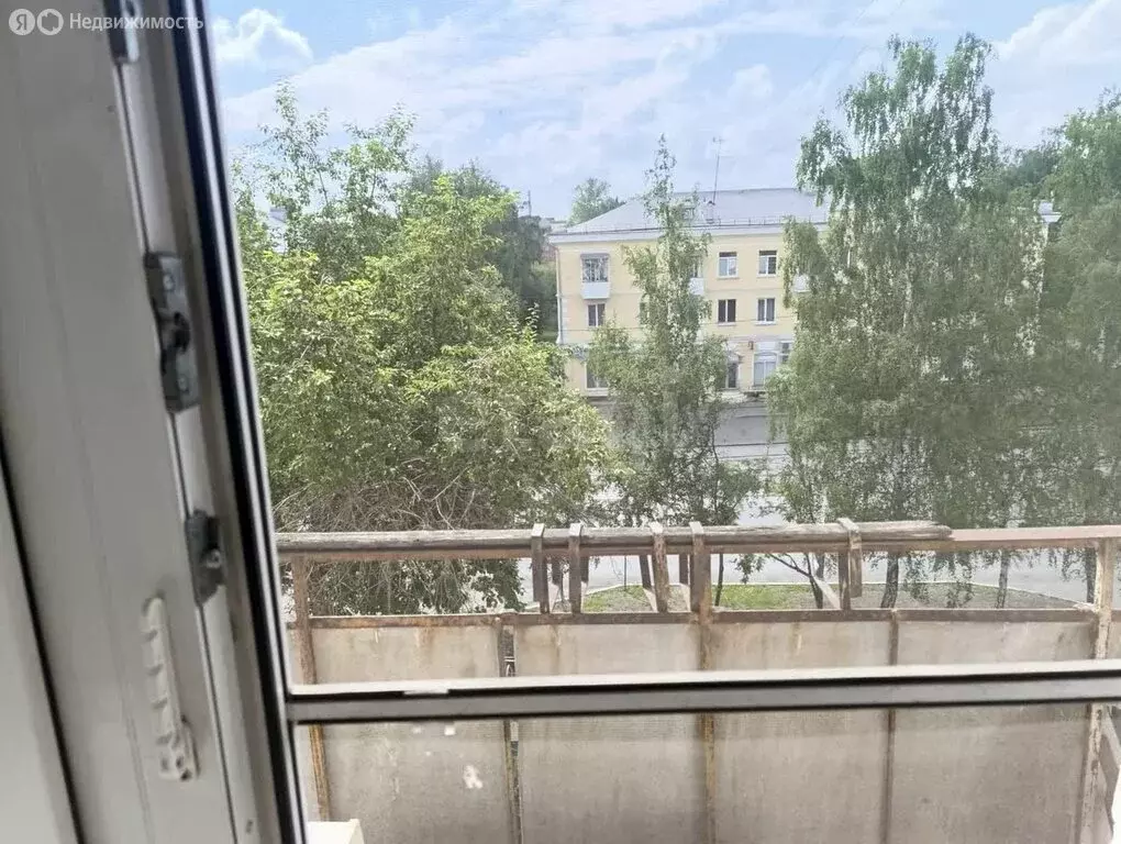 1-комнатная квартира: Нижний Тагил, улица Фрунзе, 19 (29.8 м) - Фото 1