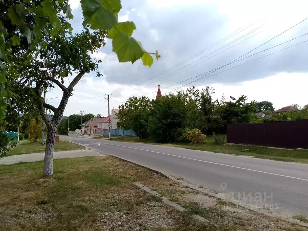 Дом в Краснодарский край, Крымский район, с. Молдаванское ул. Тельмана ... - Фото 1