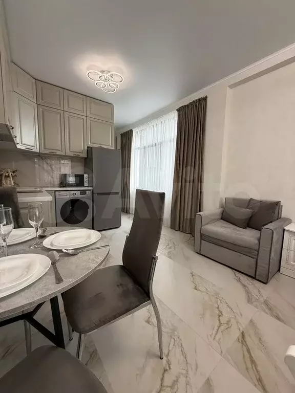 Комната 28 м в 5-к., 3/5 эт. - Фото 1