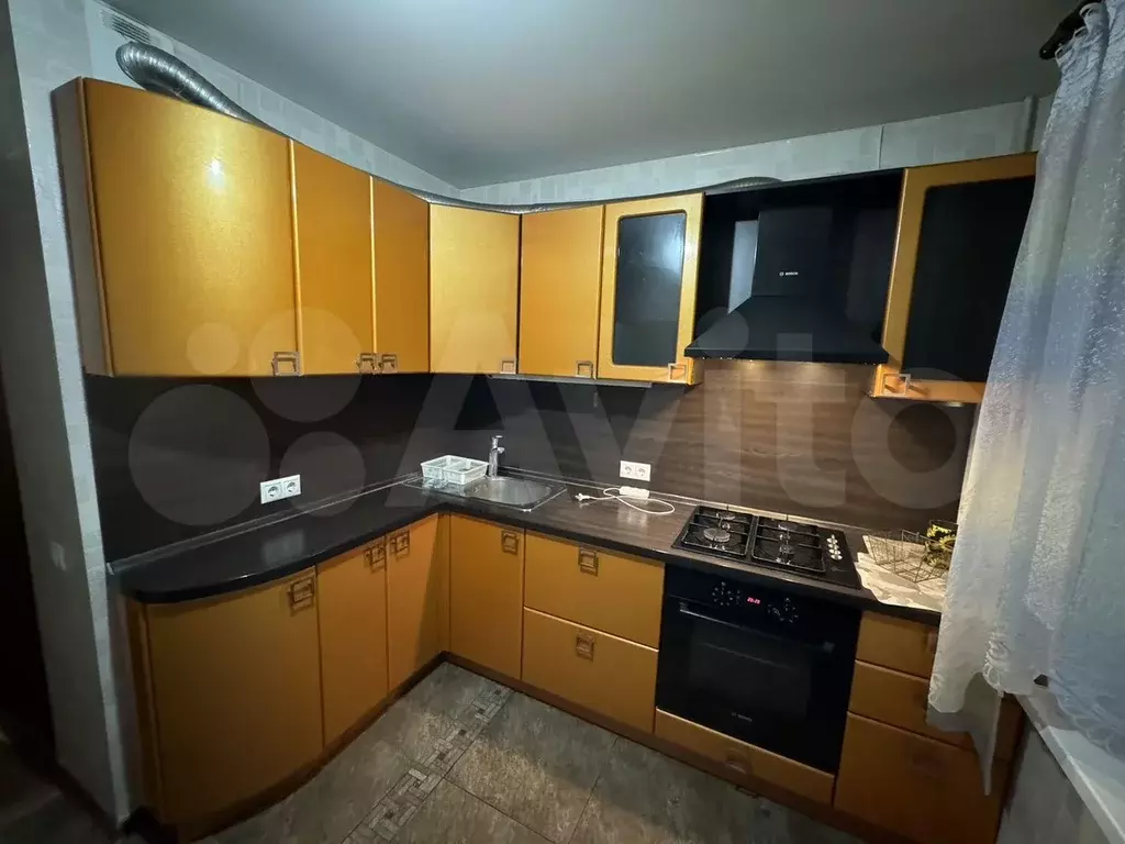 2-к. квартира, 60 м, 4/5 эт. - Фото 0