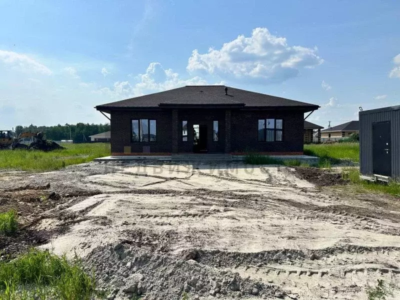 Дом в Тюменская область, Тюменский муниципальный округ, д. Падерина ... - Фото 1