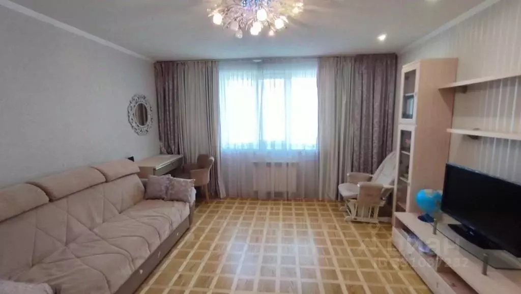 2-к кв. Татарстан, Зеленодольск ул. Карла Маркса, 10 (63.1 м) - Фото 1