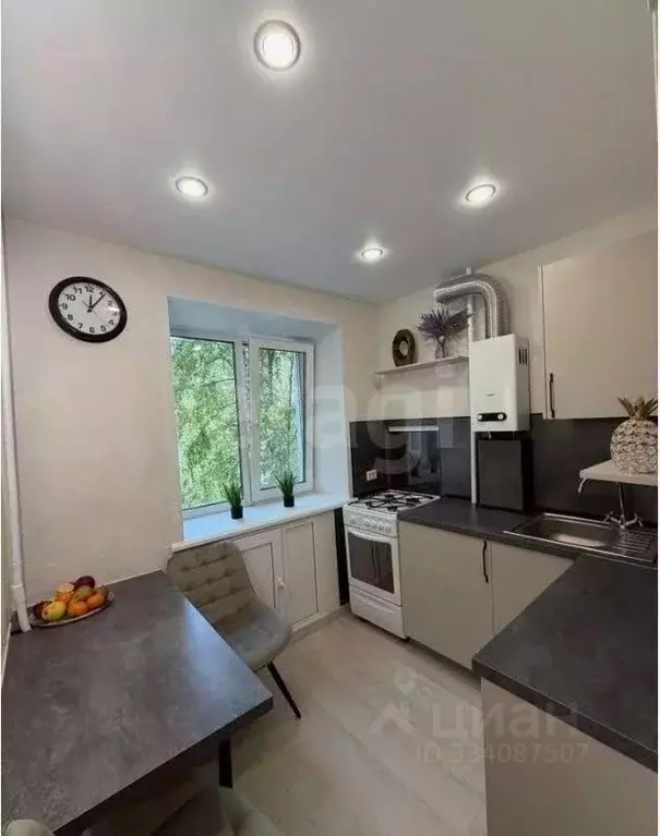 2-к кв. Татарстан, Казань ул. Космонавтов, 16а (44.0 м) - Фото 1