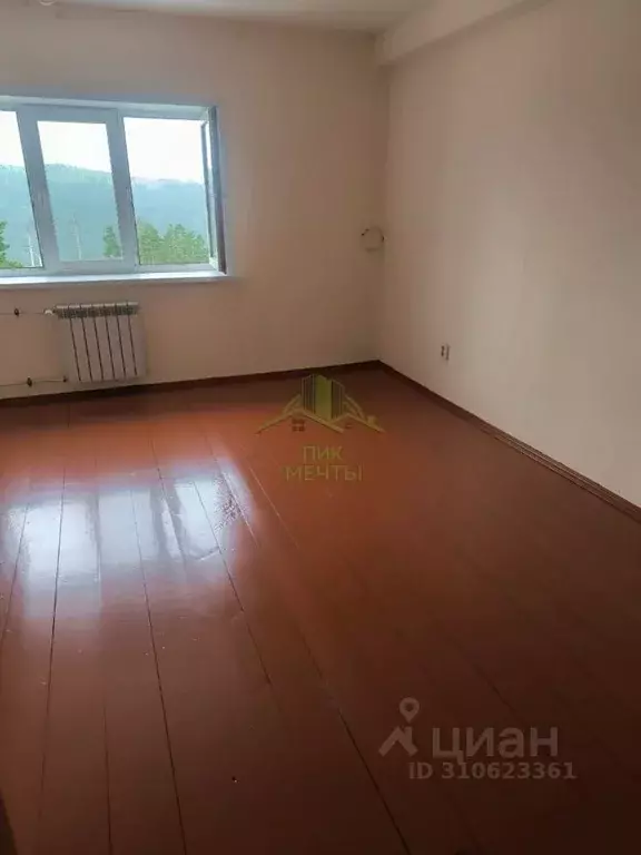 Студия Бурятия, Улан-Удэ 111-й мкр, 34 (25.0 м) - Фото 1