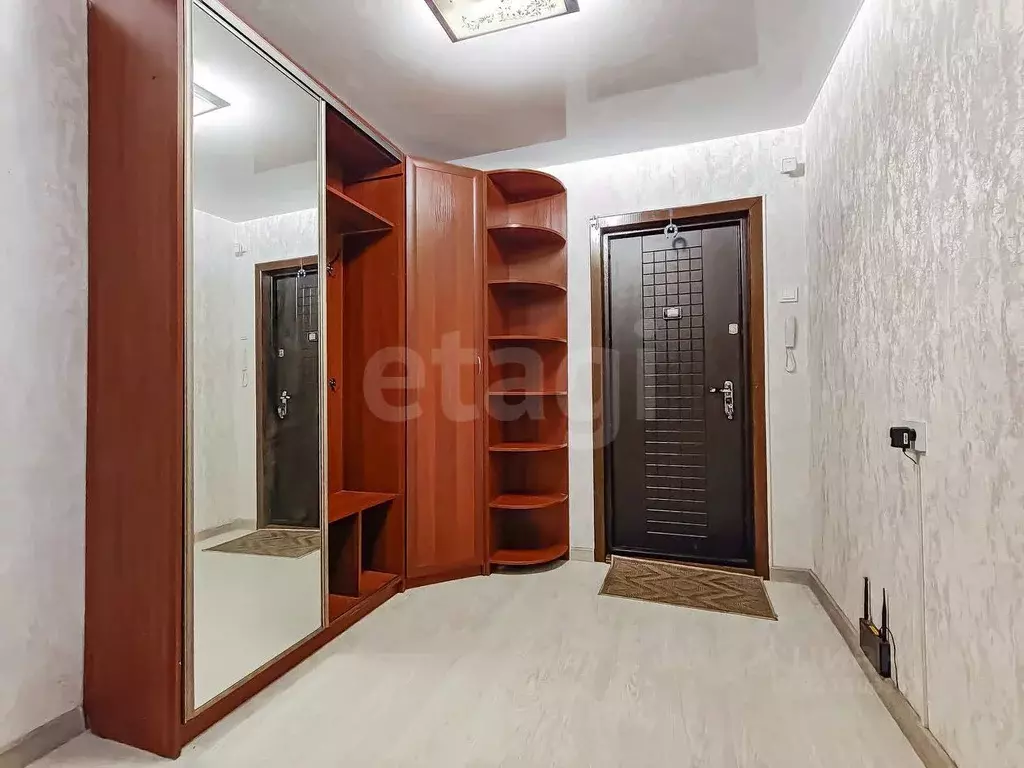 3-к кв. Псковская область, Псков Ипподромная ул., 121 (71.9 м) - Фото 1