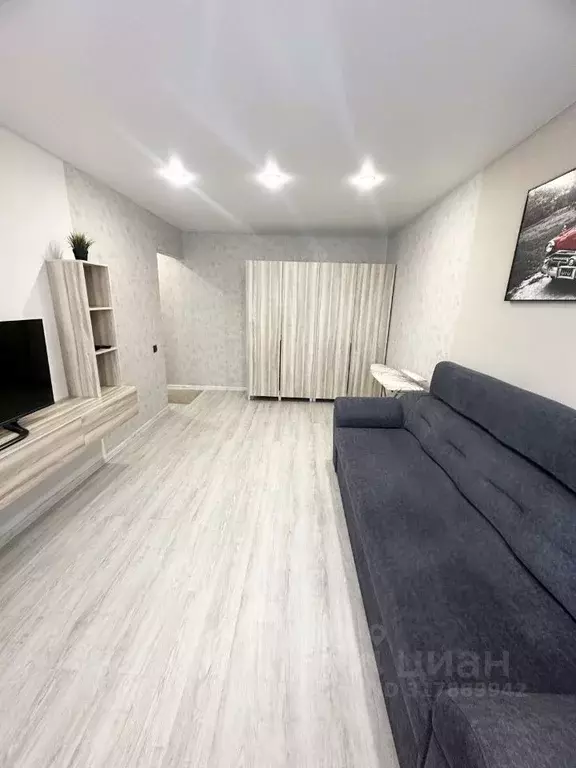1-к кв. Иркутская область, Иркутск Байкальская ул., 332 (30.0 м) - Фото 0