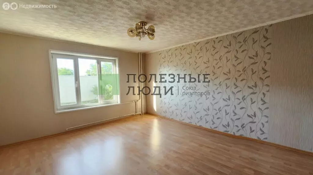 3-комнатная квартира: Ижевск, Клубная улица, 77 (55 м) - Фото 1