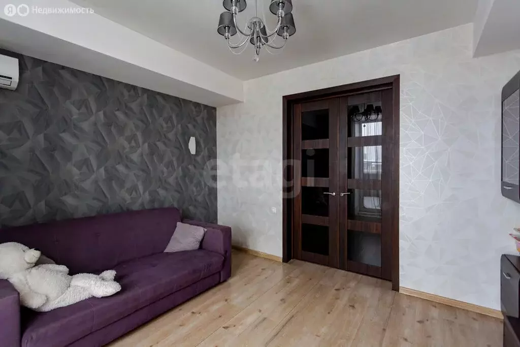 2-комнатная квартира: Новокузнецк, улица Ленина, 68 (54.4 м) - Фото 2