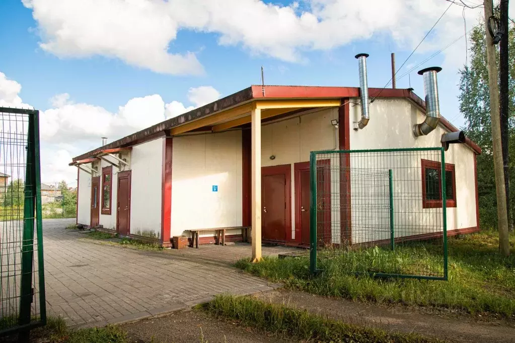 Помещение свободного назначения в Карелия, Муезерский пгт  (227 м) - Фото 0