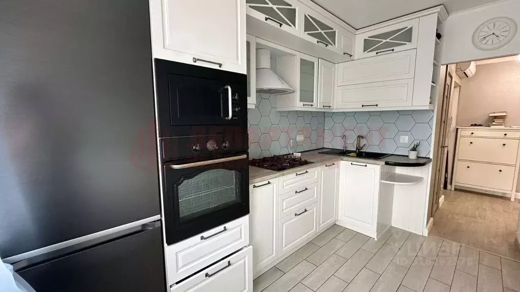 3-к кв. Астраханская область, Астрахань Кубанская ул., 19к1 (66.4 м) - Фото 1