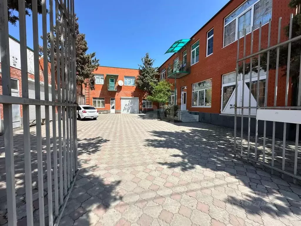 Помещение свободного назначения в Ингушетия, Назрановский район, с. ... - Фото 1