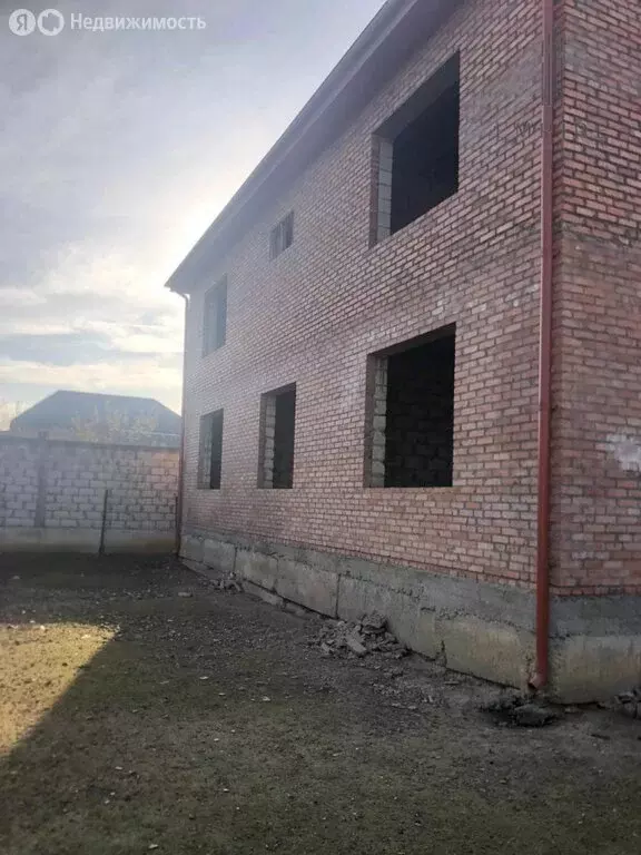 Дом в Урус-Мартан, улица имени Юсупа Мутушевича Эльмурзаева, 3 (34.84 ... - Фото 1