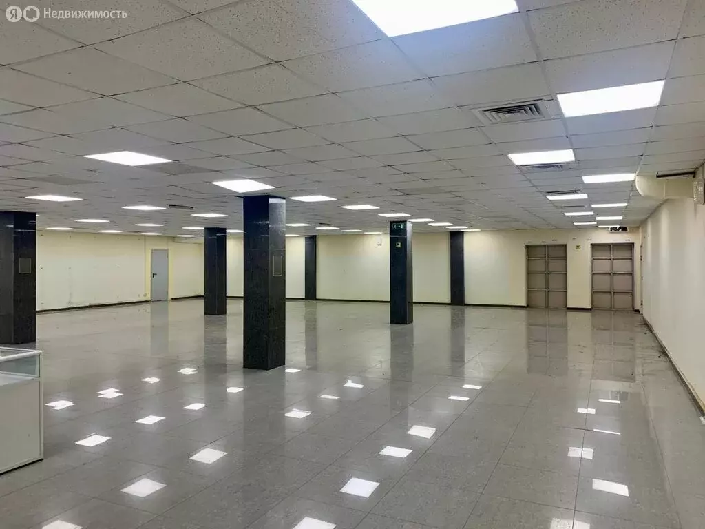 Помещение свободного назначения (702 м) - Фото 0