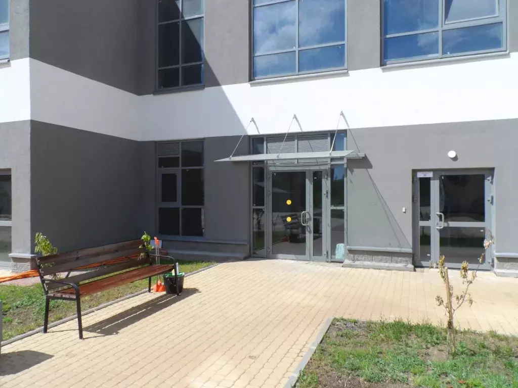 Помещение свободного назначения в Санкт-Петербург пос. Парголово, ... - Фото 1