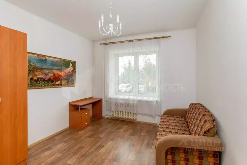 2-к кв. Тюменская область, Тюмень ул. Избышева, 6 (54.8 м) - Фото 1