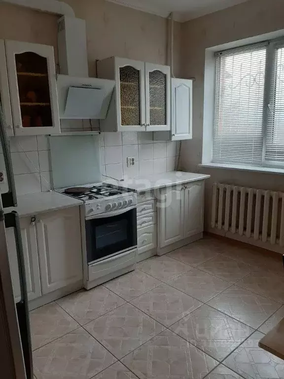 3-к кв. Курская область, Курск ул. Володарского, 6 (86.7 м) - Фото 0