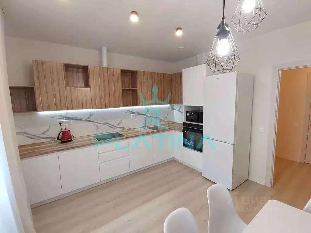 2-к кв. Татарстан, Казань ул. Серова, 50к1 (70.0 м) - Фото 1