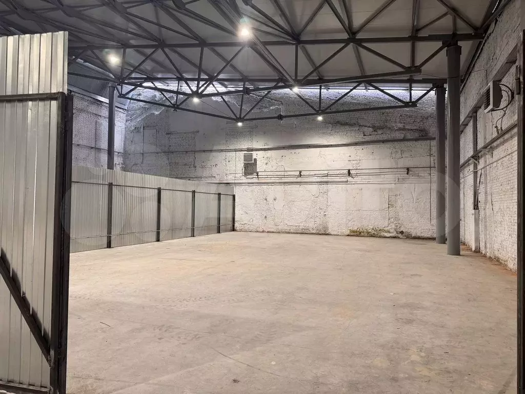 Склад, 300 м - Фото 1