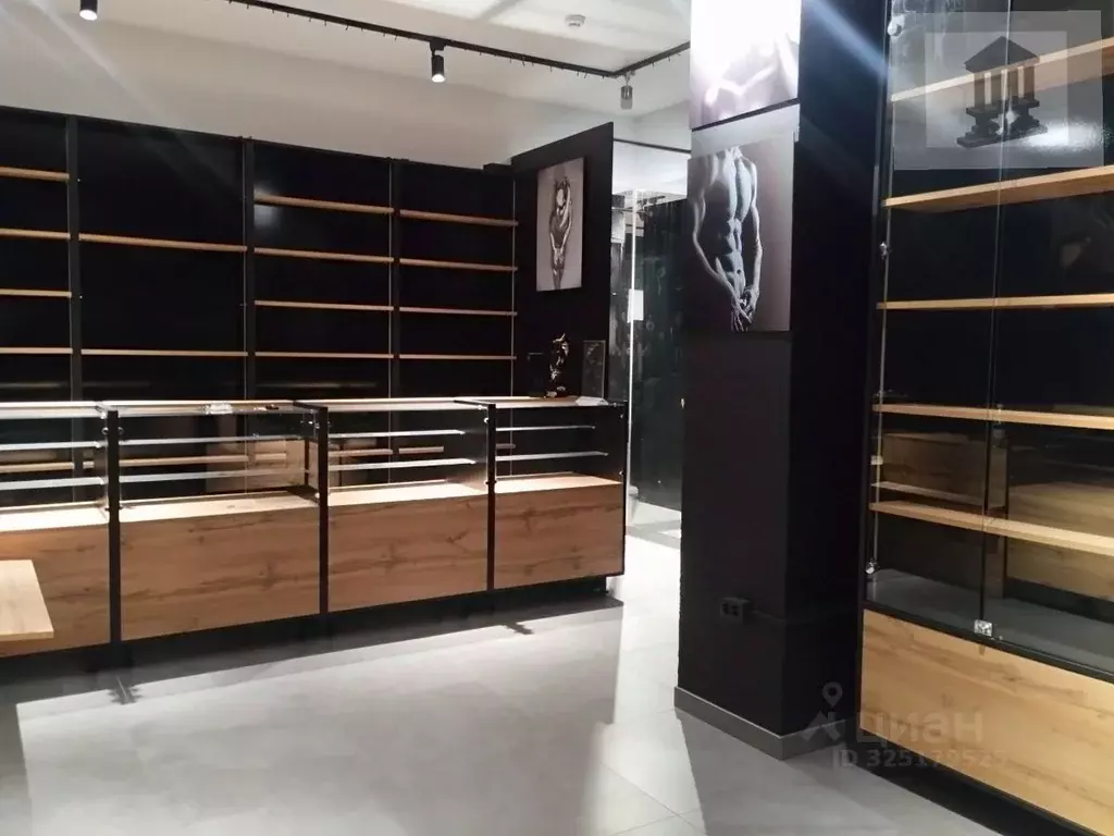 Торговая площадь в Калининградская область, Калининград ул. Юрия ... - Фото 1