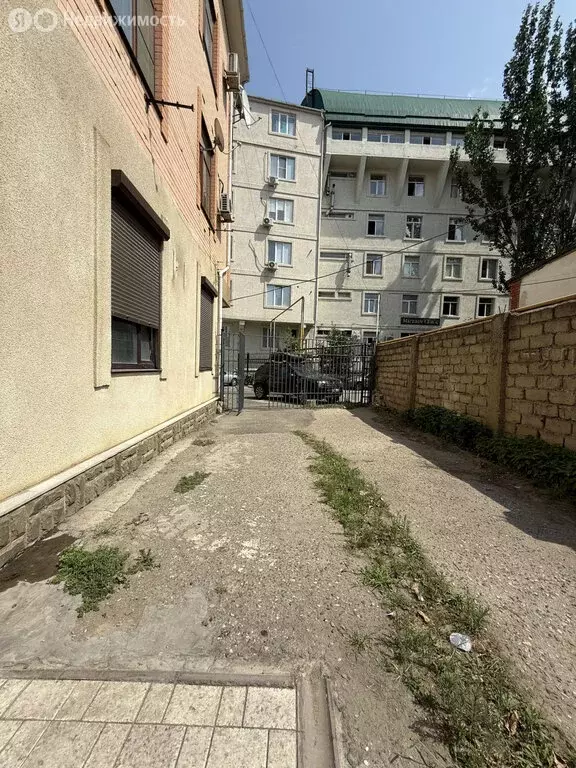 Дом в Махачкала, улица Захарочкина, 54 (200 м) - Фото 1