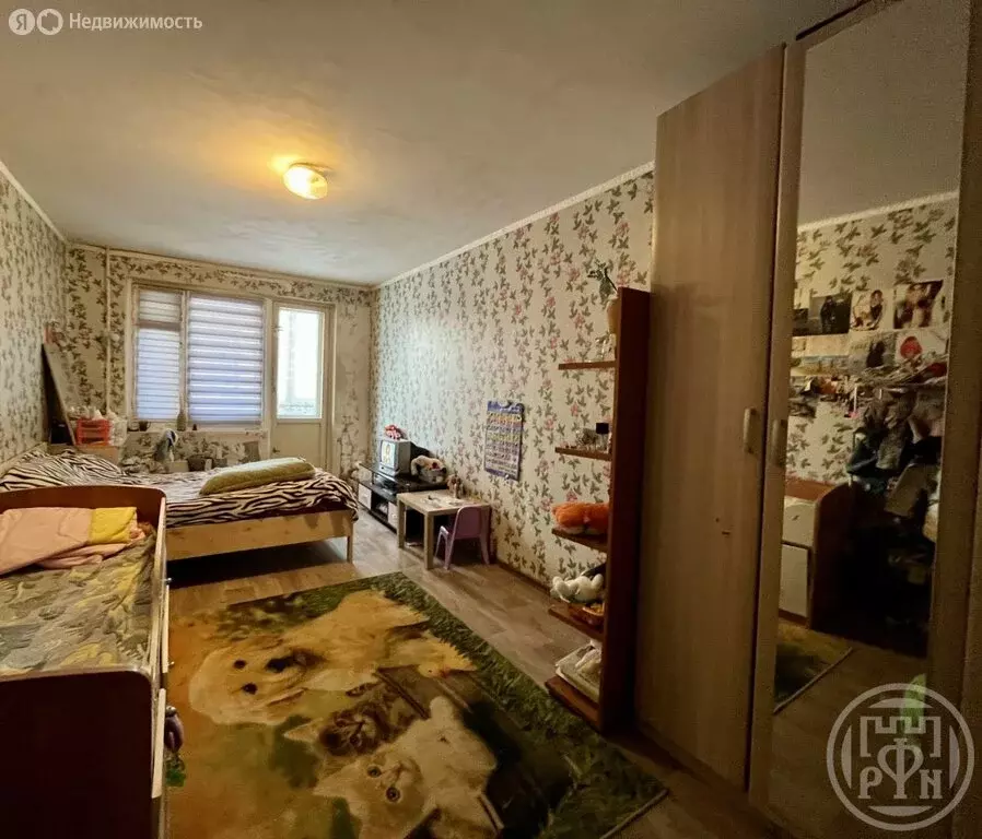 3-комнатная квартира: Луга, улица Миккели, 5 (74 м) - Фото 1