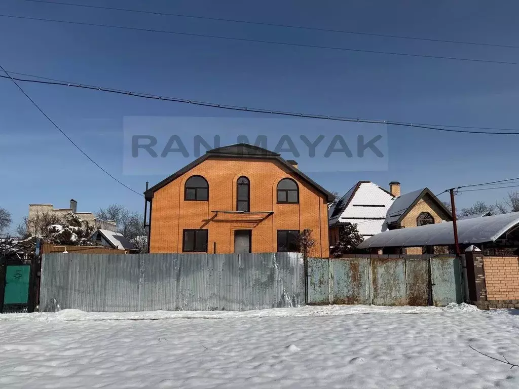 Дом в Адыгея, Майкоп ул. Калинина, 213 (227 м) - Фото 1