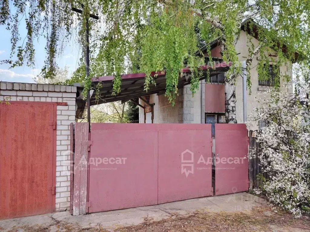 Дом в Волгоградская область, Волжский Изобилие СНТ, ул. Виноградная ... - Фото 1