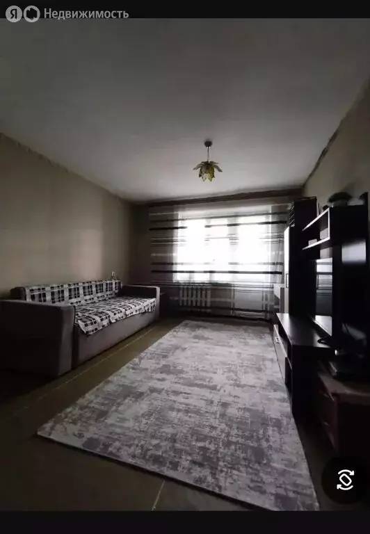 1-комнатная квартира: Керчь, улица Суворова (31 м) - Фото 1