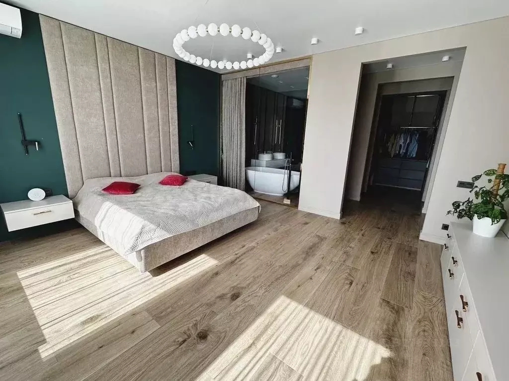 2-к кв. Хабаровский край, Хабаровск Комсомольская ул., 45 (110.0 м) - Фото 0