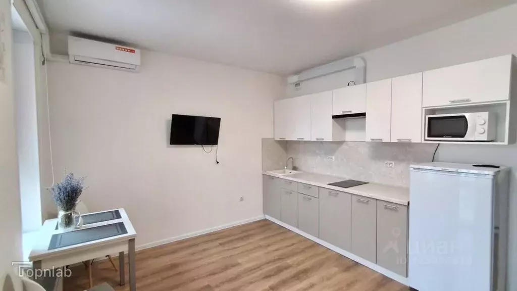 Студия Москва Десеновское поселение, ул. 3-я Нововатутинская, 4 (28.0 ... - Фото 1