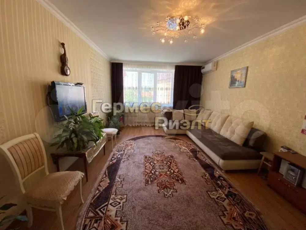 3-к. квартира, 110 м, 4/6 эт. - Фото 0