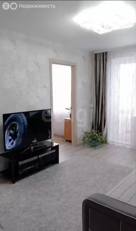 4-комнатная квартира: Тобольск, 8-й микрорайон, 12 (62 м) - Фото 2