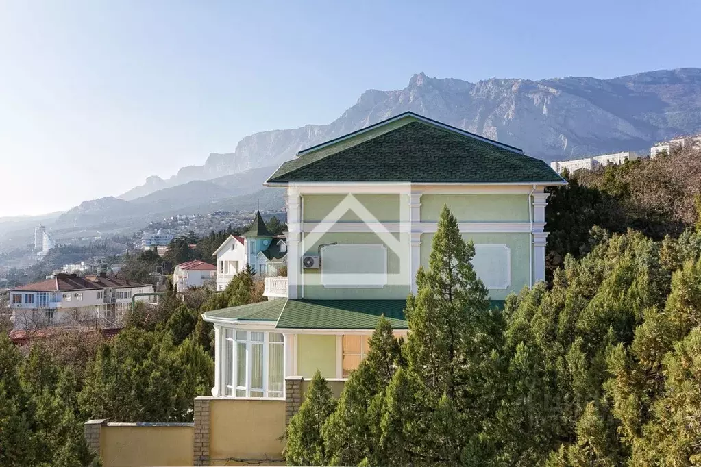 Дом в Крым, Алупка ул. Калинина (725 м) - Фото 1