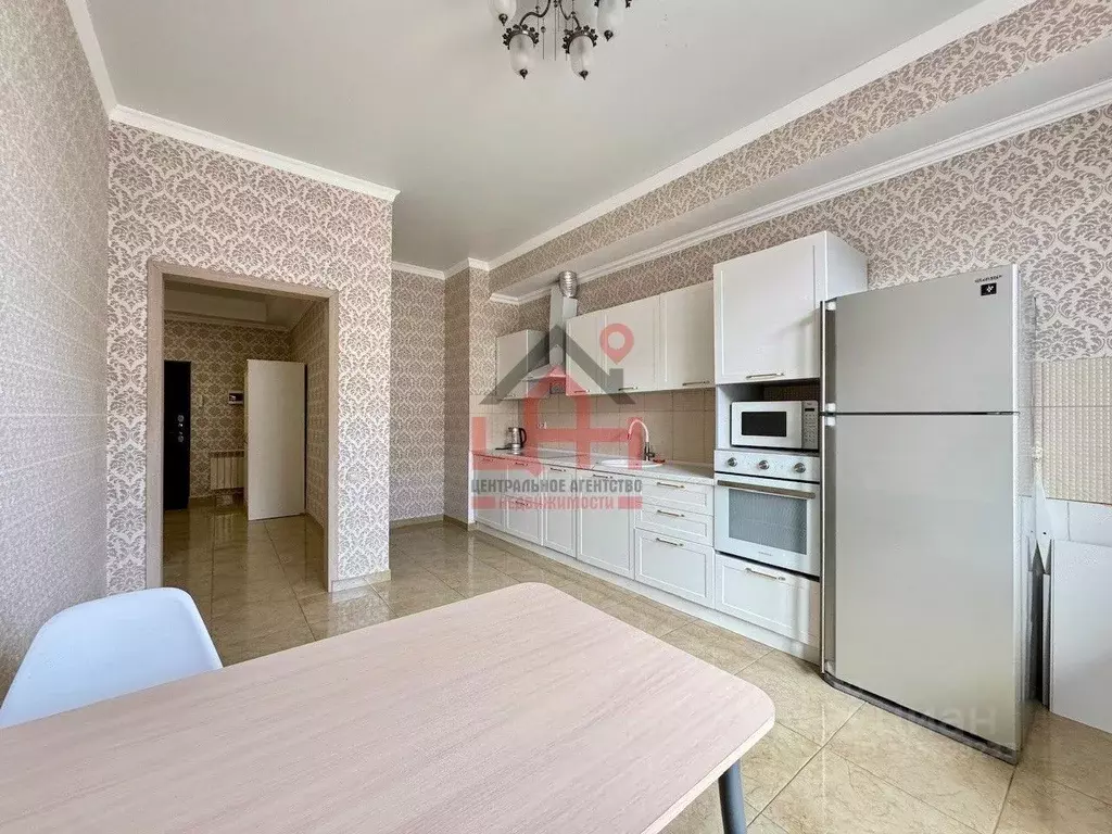 1-к кв. Ставропольский край, Ессентуки Октябрьская ул., 337/2 (63.7 м) - Фото 0