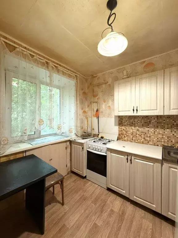 1-к. квартира, 36 м, 2/5 эт. - Фото 1