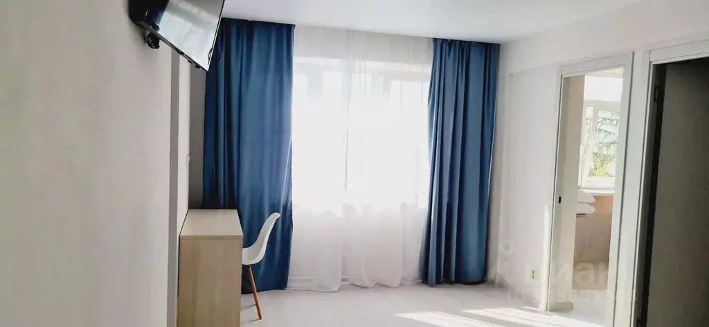 3-к кв. Краснодарский край, Сочи Светлана мкр, ул. Учительская, 22 ... - Фото 0