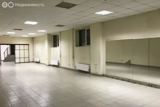 Помещение свободного назначения (204 м) - Фото 1