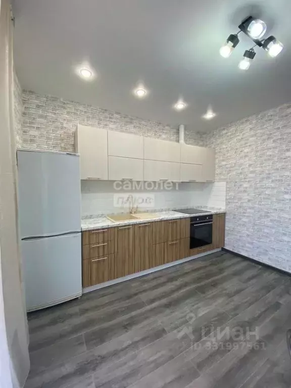 1-к кв. Московская область, Наро-Фоминск пл. Свободы, 4 (42.0 м) - Фото 1