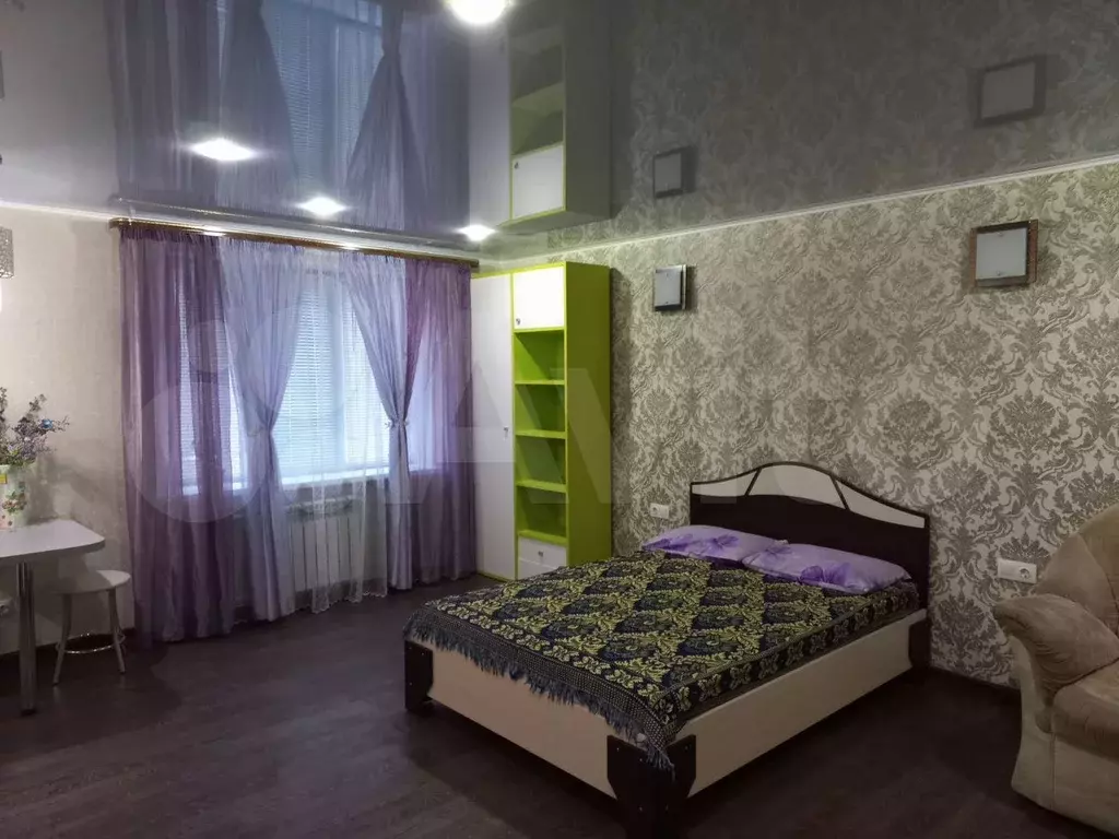 Комната 30 м в 1-к., 1/3 эт. - Фото 0