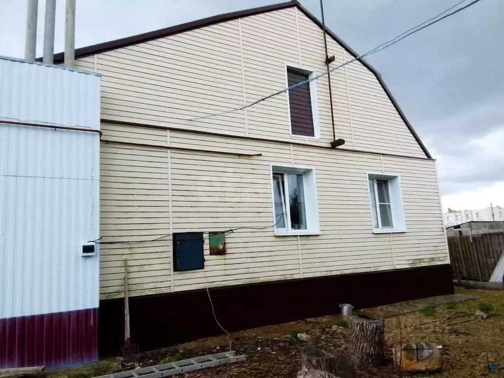 Дом в Белгородская область, Новооскольский муниципальный округ, с. ... - Фото 1