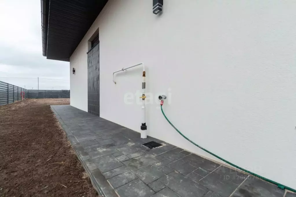 Дом в Калининградская область, Гурьевский муниципальный округ, пос. ... - Фото 1